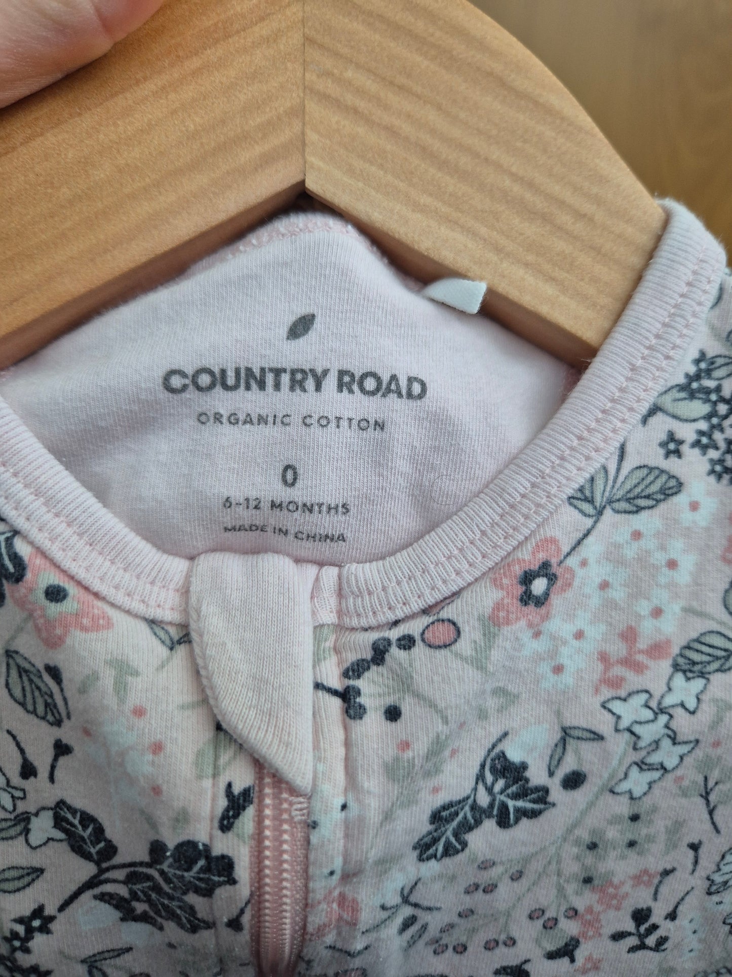 6-12m Country Road Onesie
